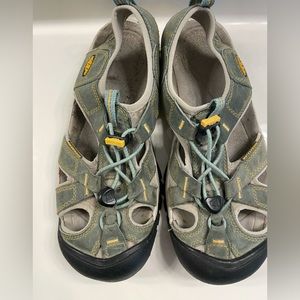 Keen Venice H2 sandals, women’s size 9